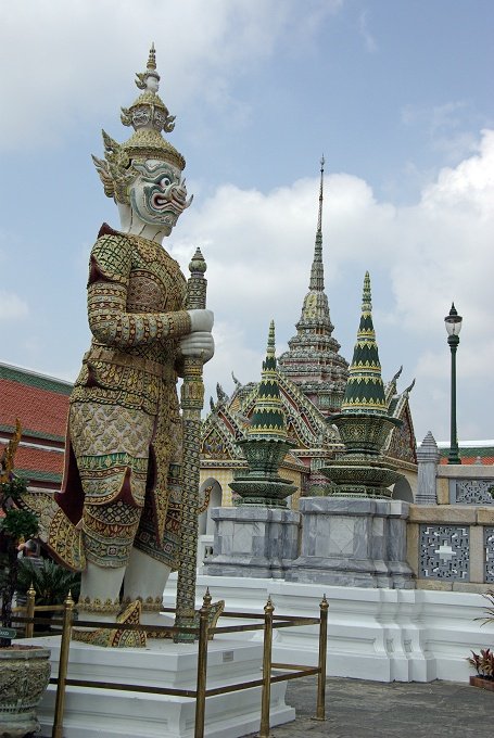 PXK10D_5013.JPG - The Royal Monastery of the Emerald Buddha, adjacent to the Grand Palace, Bangkok