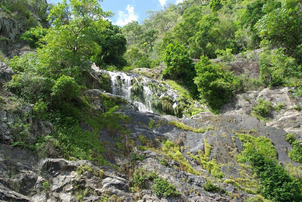 PXK10D_3002.jpg - Stony Creek Falls on the Kuranda Scenic Railway, Queensland, Australia