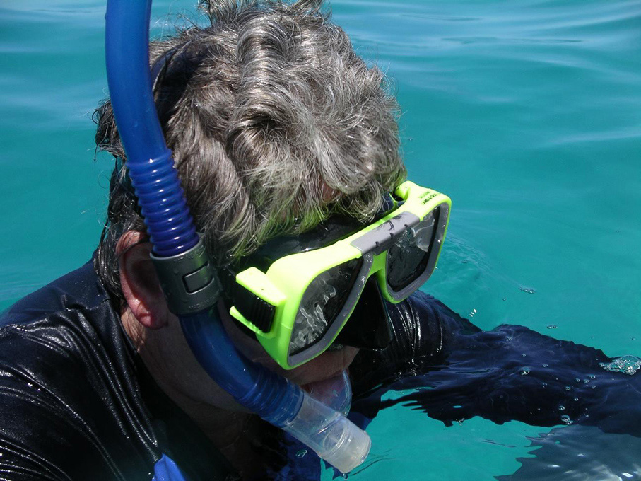 AIMGP1196.jpg - Val snorkelling on the Great Barrier Reef