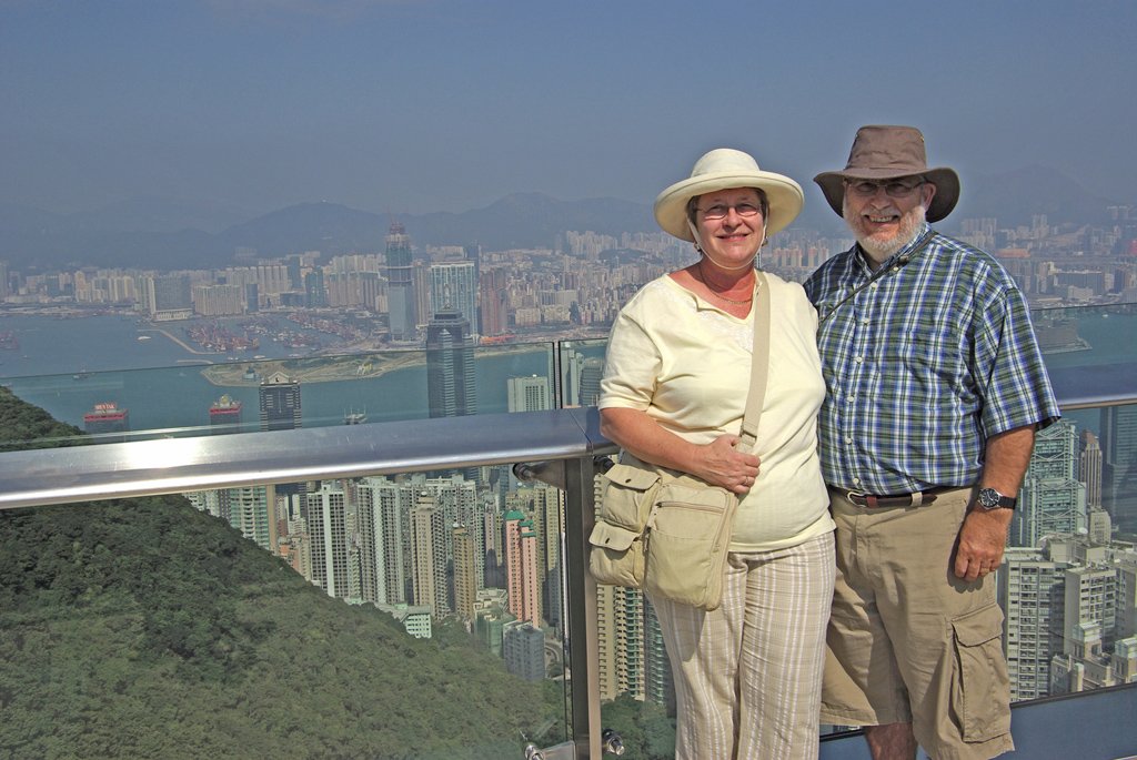 PXK10D_1806.jpg - Val & Ian on top of the Sky Tower on the Peak, Hong Kong Island