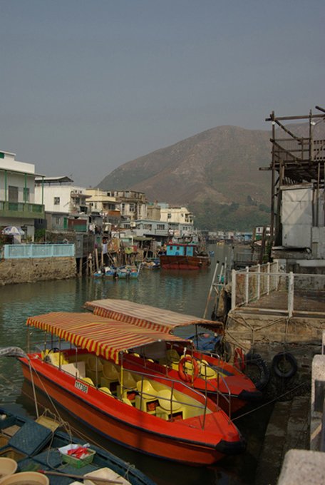 PXK10D_2099.jpg - Tai O fishing village on Lantau Island