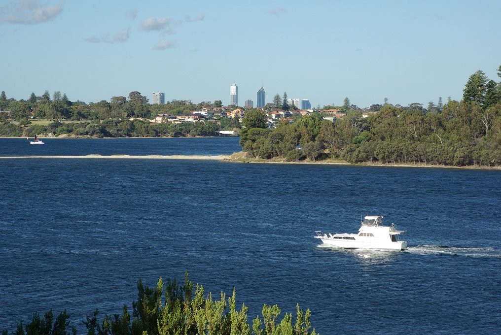 PXK10D_2403.JPG - Along the Swan River, between Fremantle and Perth, Western Australia.