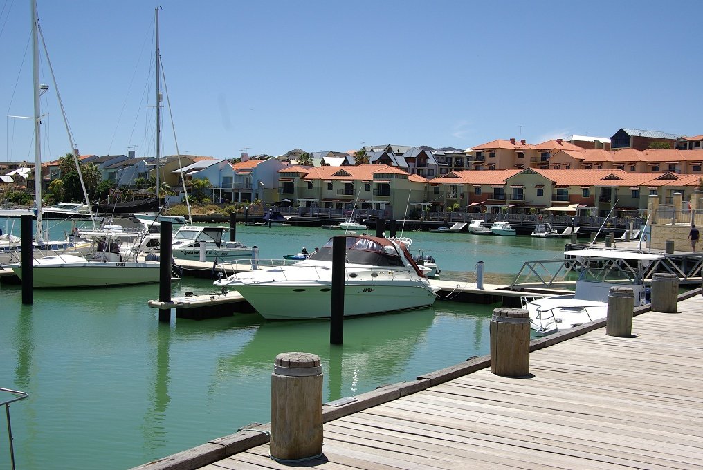 PXK10D_2429.JPG - Harbour at Mindarie, Northern Perth, Western Australia
