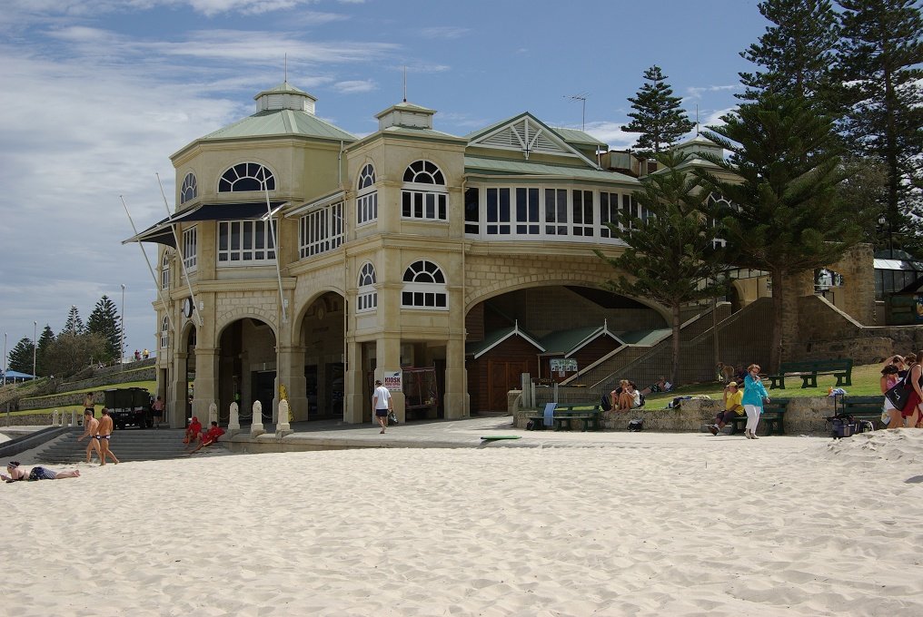 PXK10D_4474.JPG - Indian Tea House, Cottesloe Beach, near Perth, Western Australia