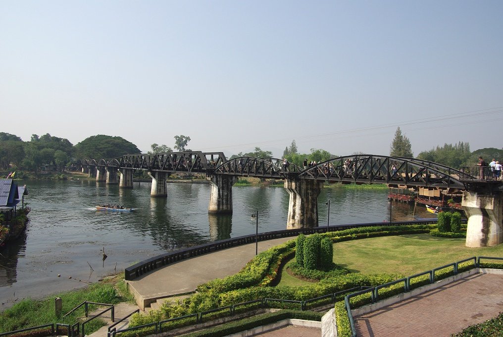 PXK10D_4872.JPG - The infamous Bridge on the River Kwai, Kanchanaburi, Thailand. Still in use but only a small part is original.